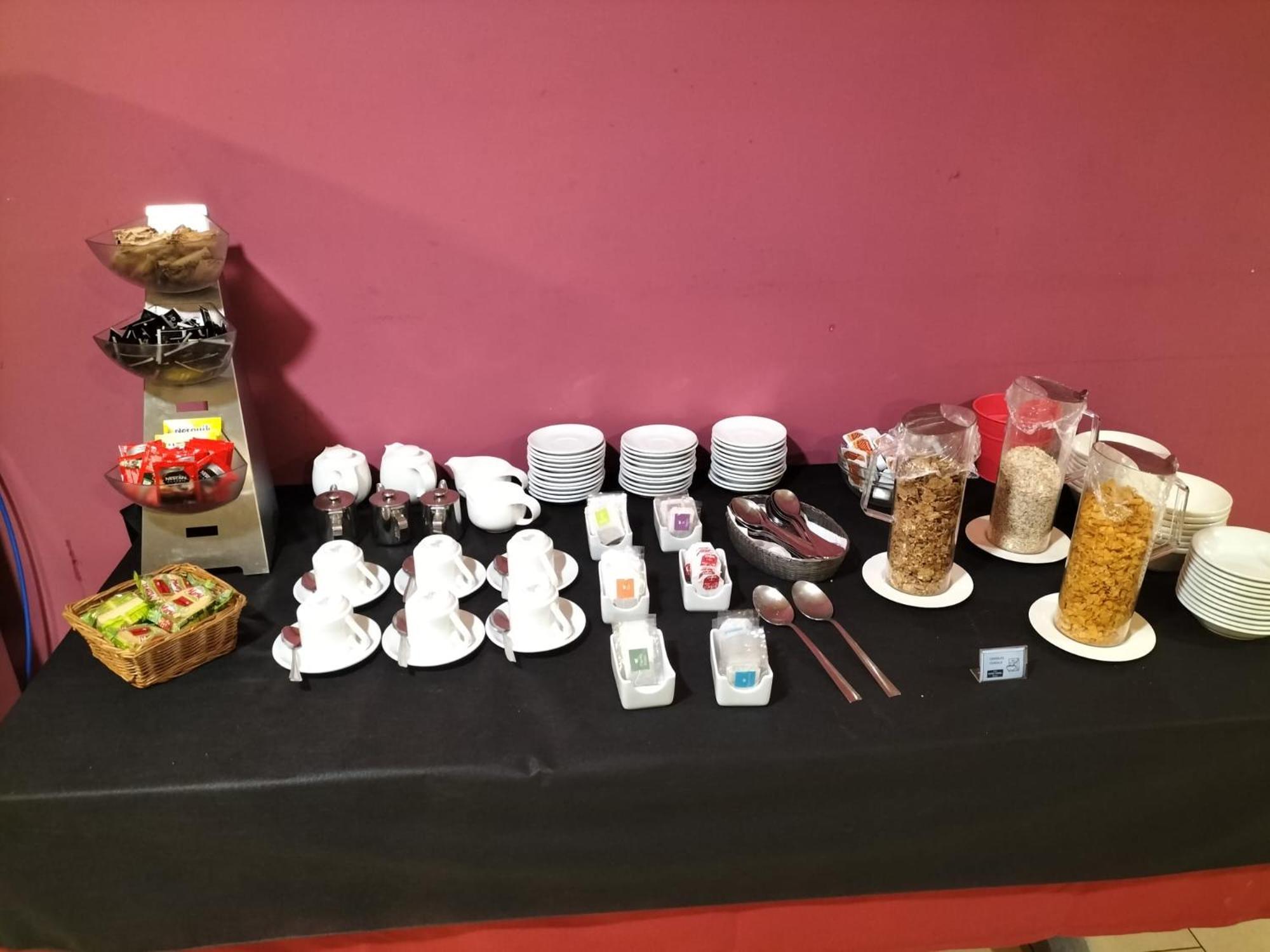 纳瓦尔塞斯陶酒店 外观 照片